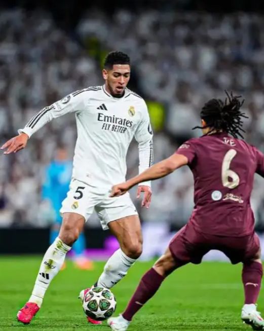 阿斯：巴萨和拜仁都有意桑托斯后卫索萨，后者被誉为新马塞洛（阿斯报：巴萨与拜仁有意桑托斯后卫索萨，后者被称为新马塞洛）