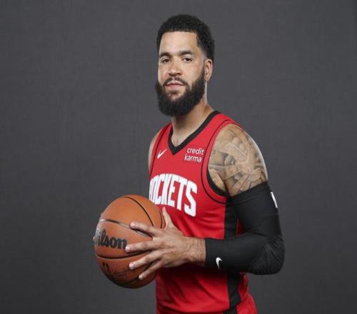 普利西奇替补双响，美国球员第三人（普利西奇替补梅开二度，成第三位美国球员）