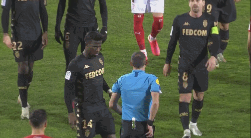 足球英超官方公布争议判罚复盘